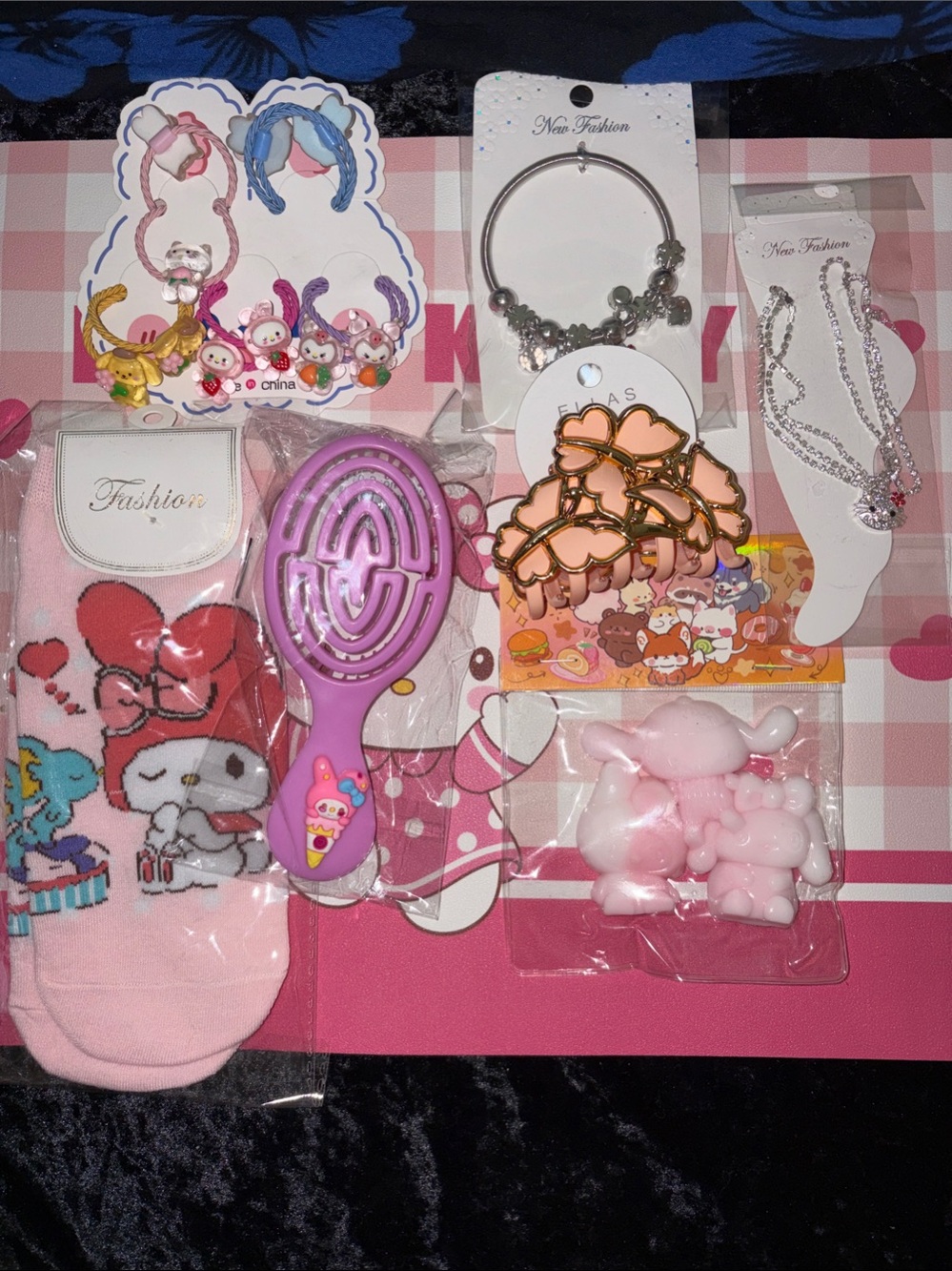 Melody Pink Hair Accessory Set with Clips and Brush -